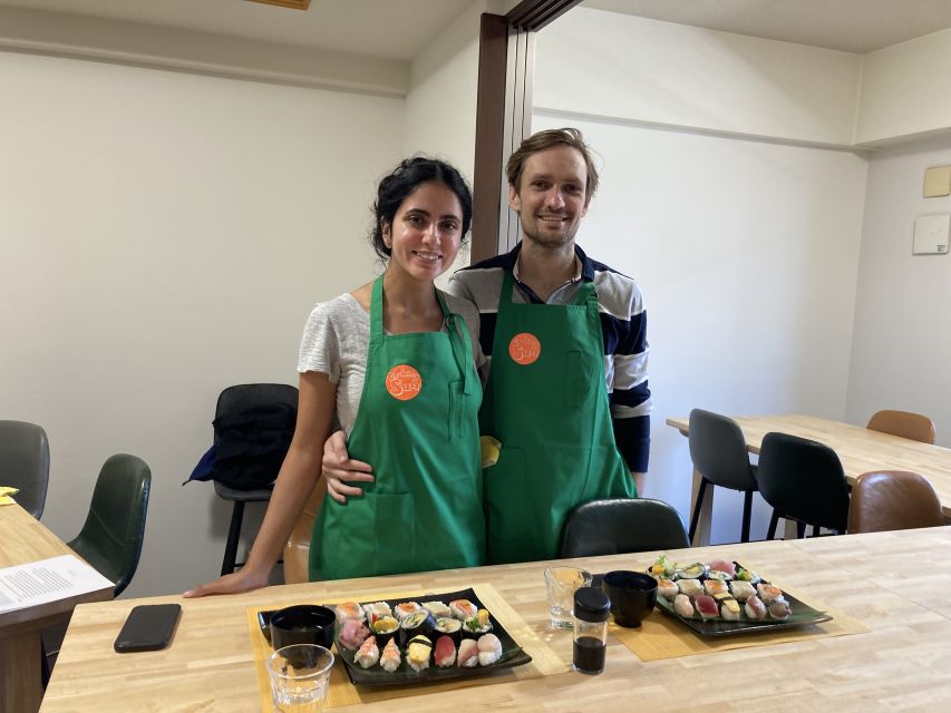 Osaka: Sushi Class in Dotonbori - Salad Roll: the calm starter that teaches nori and filling balance