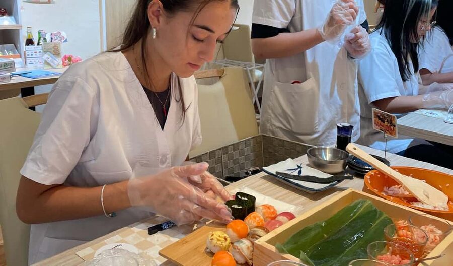 Osaka: Sushi Making in Spacious Studio (SAME-DAY OK!) - Vegetarian Options for Mixed Groups: Easy Fix, Real Inclusion