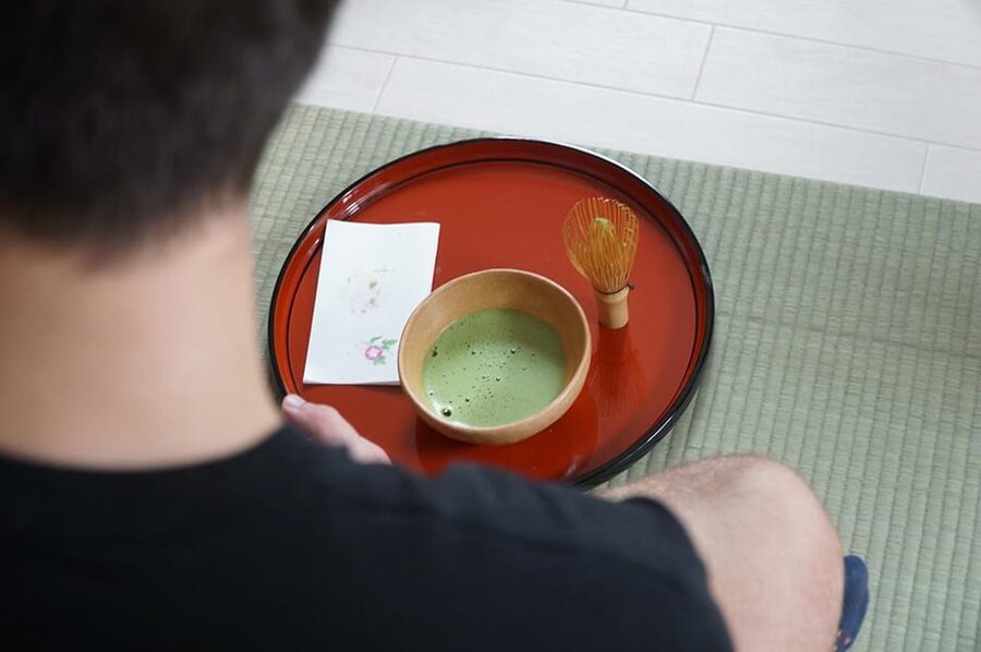 Osaka: Tea Ceremony and Matcha Tea Bowl Making Workshop - Meeting up at JR Teradacho and finding Ceramics Tocoton