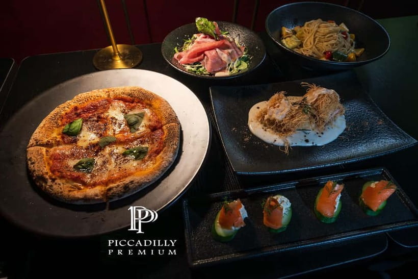 Osaka Umeda：PICCADILLY LIVE SHOW & NIGHTCLUB TICKET & Shisha - The Night Schedule That Actually Shapes Your Experience
