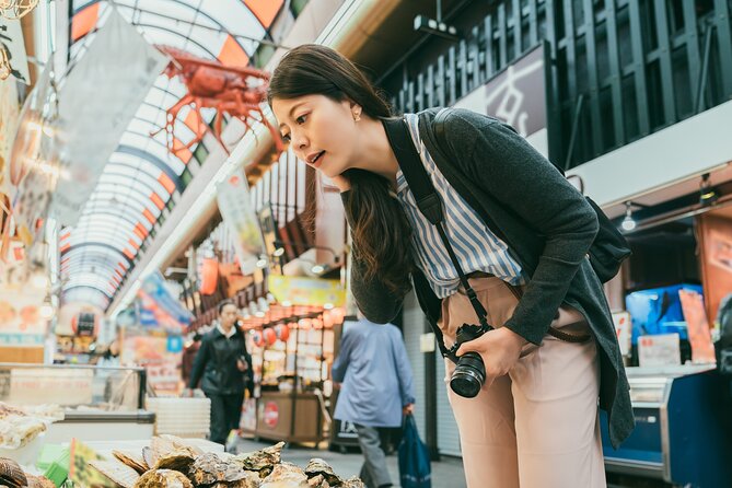 Osaka Unveiled Private Tour: Bustling Streets to Serene Shrines - What you’ll actually do in 2 hours
