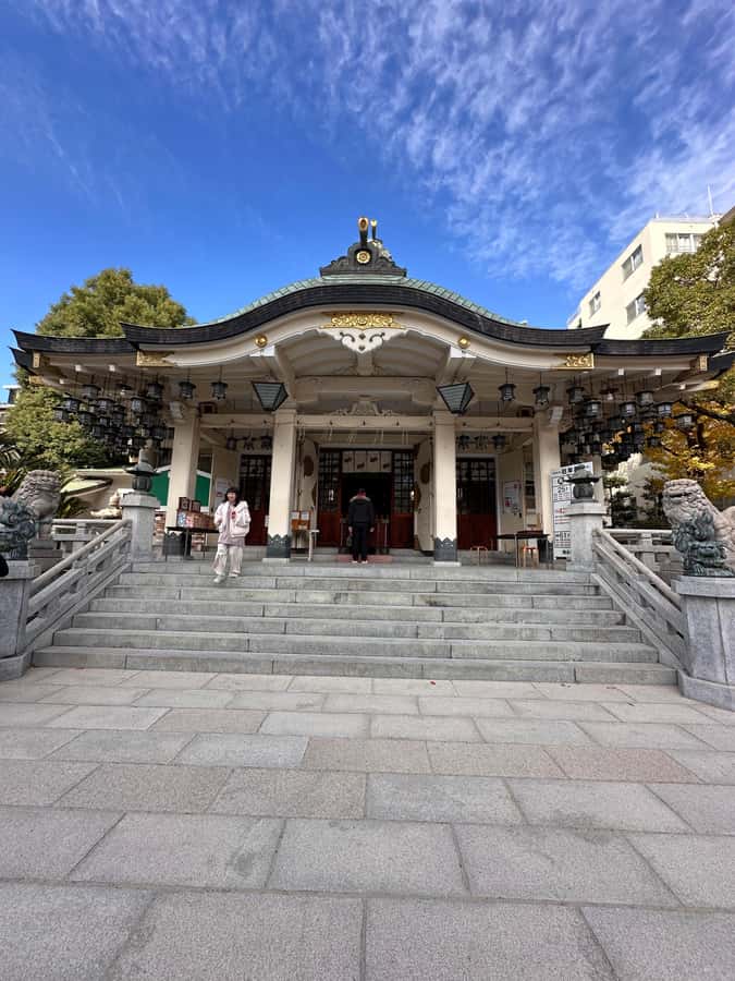 Osaka: Visit the must-see places. - Shitennoji Temple: oldest Buddhism in Japan and that five-story pagoda