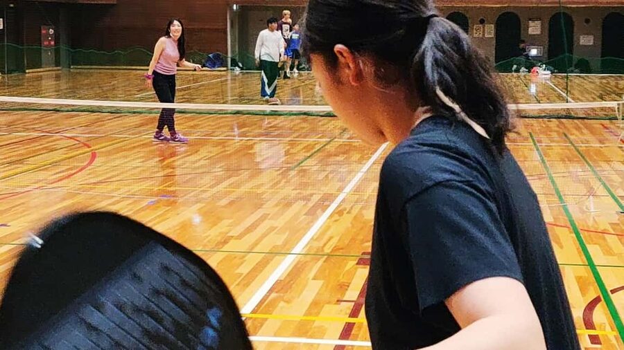 Pickleball in Osaka, Kobe & Kyoto with Locals! - Price and value: why this $6 session can beat pricier tours