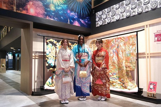 Premium Kimono Dressing, Tea Ceremony, Calligraphy, Samurai show - Tea ceremony: matcha manners you can use later