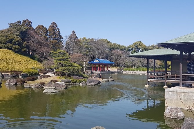 Private Car Full Day Tour of Osaka Temples, Gardens and Kofun Tombs - Kofun tomb time plus Daisen Park’s calmer garden pacing