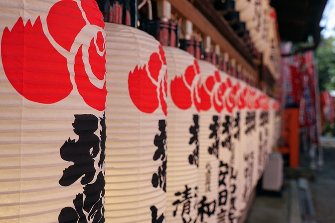 Private Car Full Day Tour of Osaka Temples, Gardens and Kofun Tombs - Kaiten sushi lunch: how it fits without throwing off your day