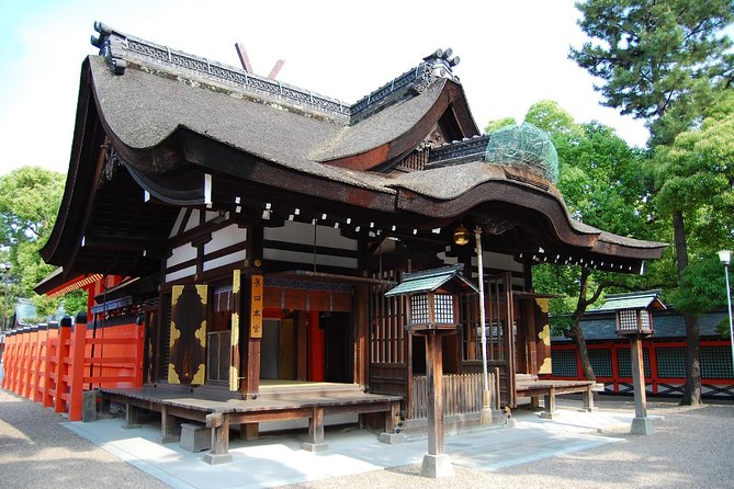 Private Car Full Day Tour of Osaka Temples, Gardens and Kofun Tombs - Shitennoji Temple: oldest-style Buddhism and the optional garden fee