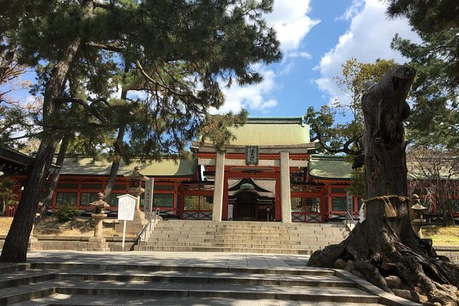 Private Day Tour of Historic Osaka - Sumiyoshi-taisha Shrine: 1800 Years of Shinto Calm