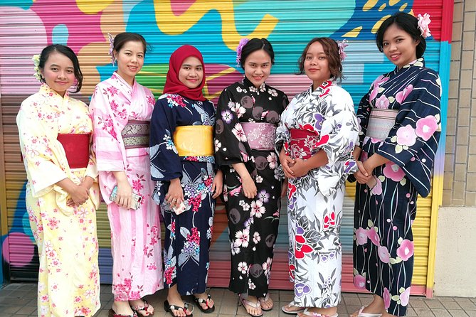 Real Kimono experience and Tsumami Kanzashi Workshop - Tsumami-zaiku Kanzashi: Making a hair clip/brooch you designed