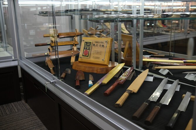 Sakai - Knife Factory and Craft Walking Tour - Logistics you should know before you set off