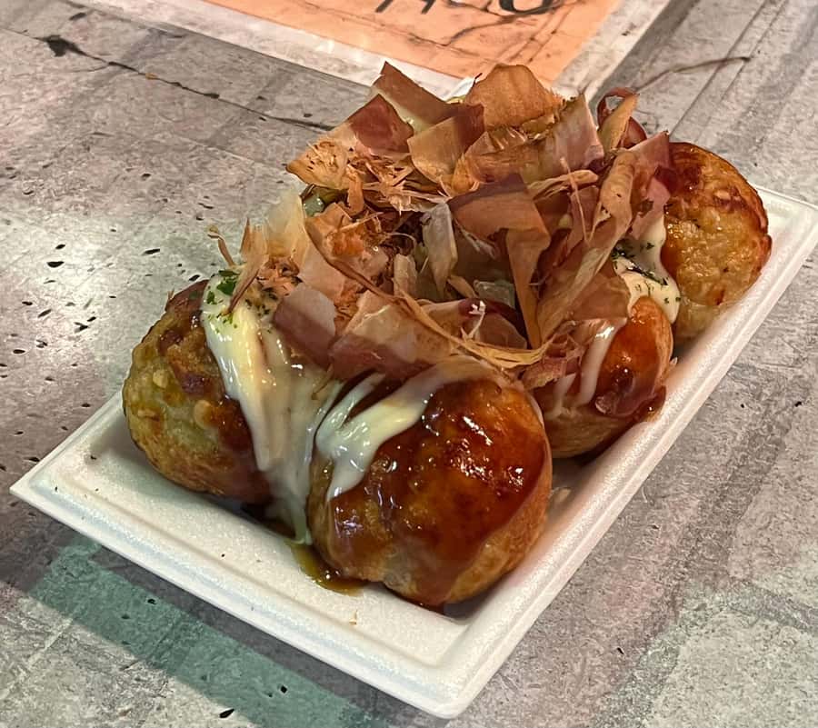 Same Day OK! Osaka: Local Food, Izakaya & Local Bites Tour! - Walking Pace, Comfort, and Who Should Go