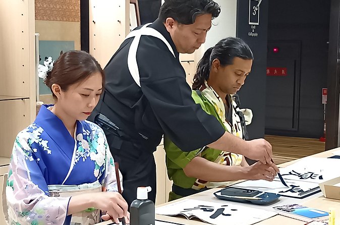 Tea and Calligraphy Session at a Table in Osaka - The real value of $22.76: what’s included, what isn’t