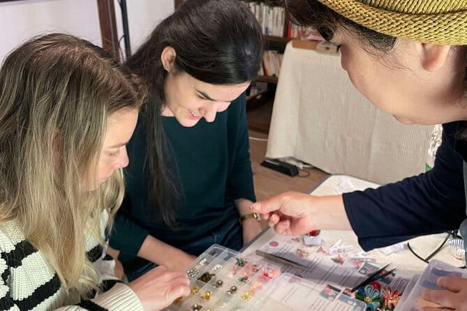 Tsumami Zaiku (Kanzashi) making Workshop in Abeno Osaka - Key things to know before you go