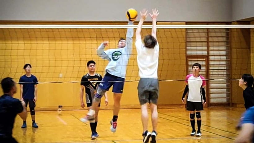 Volleyball in Osaka, Kobe & Kyoto with locals! - Shoes, Gyms, and Getting There Without Stress