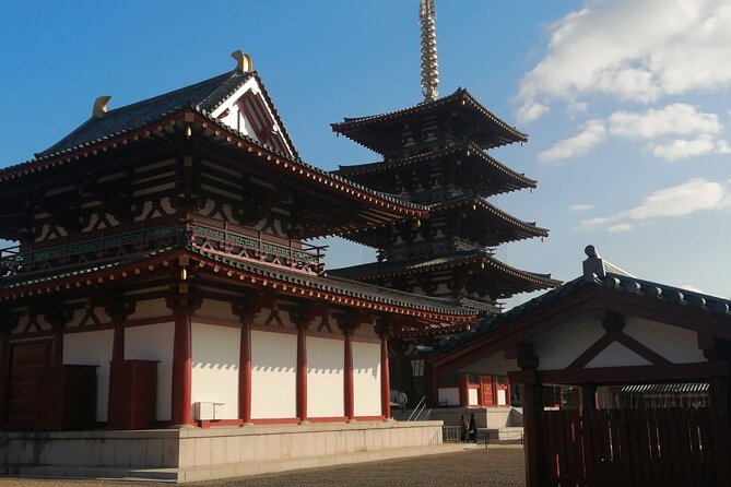 Walking Tour of Osaka's 5 Must-See Sights, with Ramen for Lunch - Shitennoji: one of Japan’s oldest Buddhist temple experiences